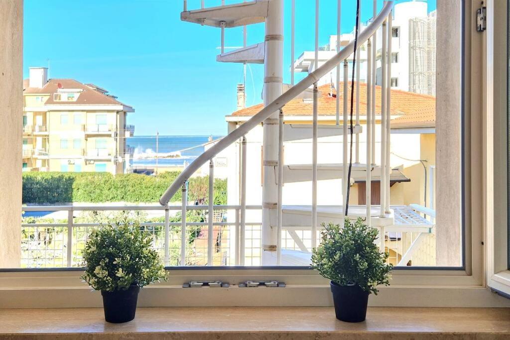 Gioiello Al Mare Wi-Fi Relax Terrazza Clima Leilighet Civitanova Marche Eksteriør bilde